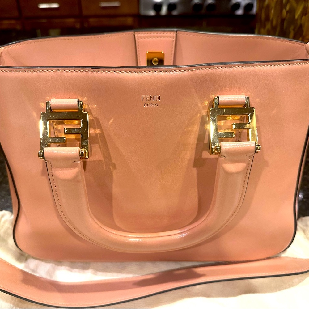 Fendi Vitello Glacier Medium FF Leather tote